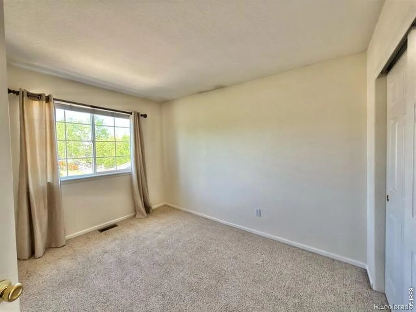 4400 Nelson Drive Broomfield CO 80023 MLS #RECIR1057630 04282026173048 1600 15