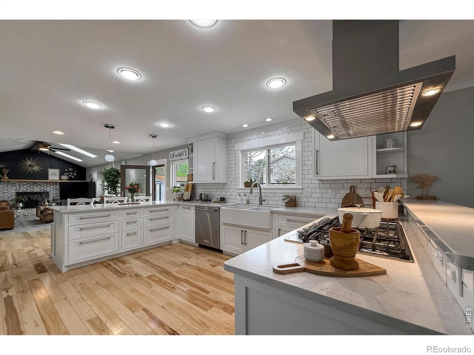 2277 Spinnaker Circle Longmont CO 80503 MLS #RECIR1057638 04282026185458 1600 13