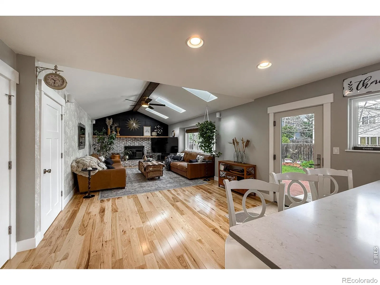 2277 Spinnaker Circle Longmont CO 80503 MLS #RECIR1057638 04282026185458 1600 21