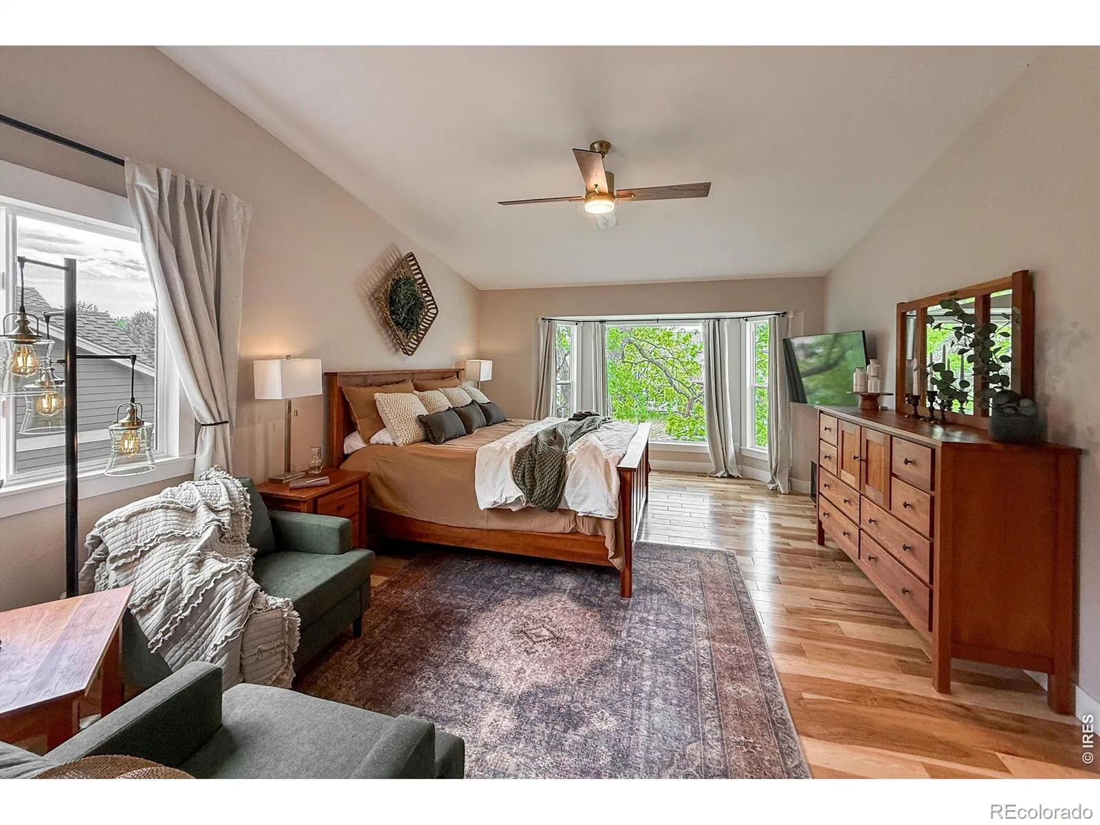 2277 Spinnaker Circle Longmont CO 80503 MLS #RECIR1057638 04282026185458 1600 26