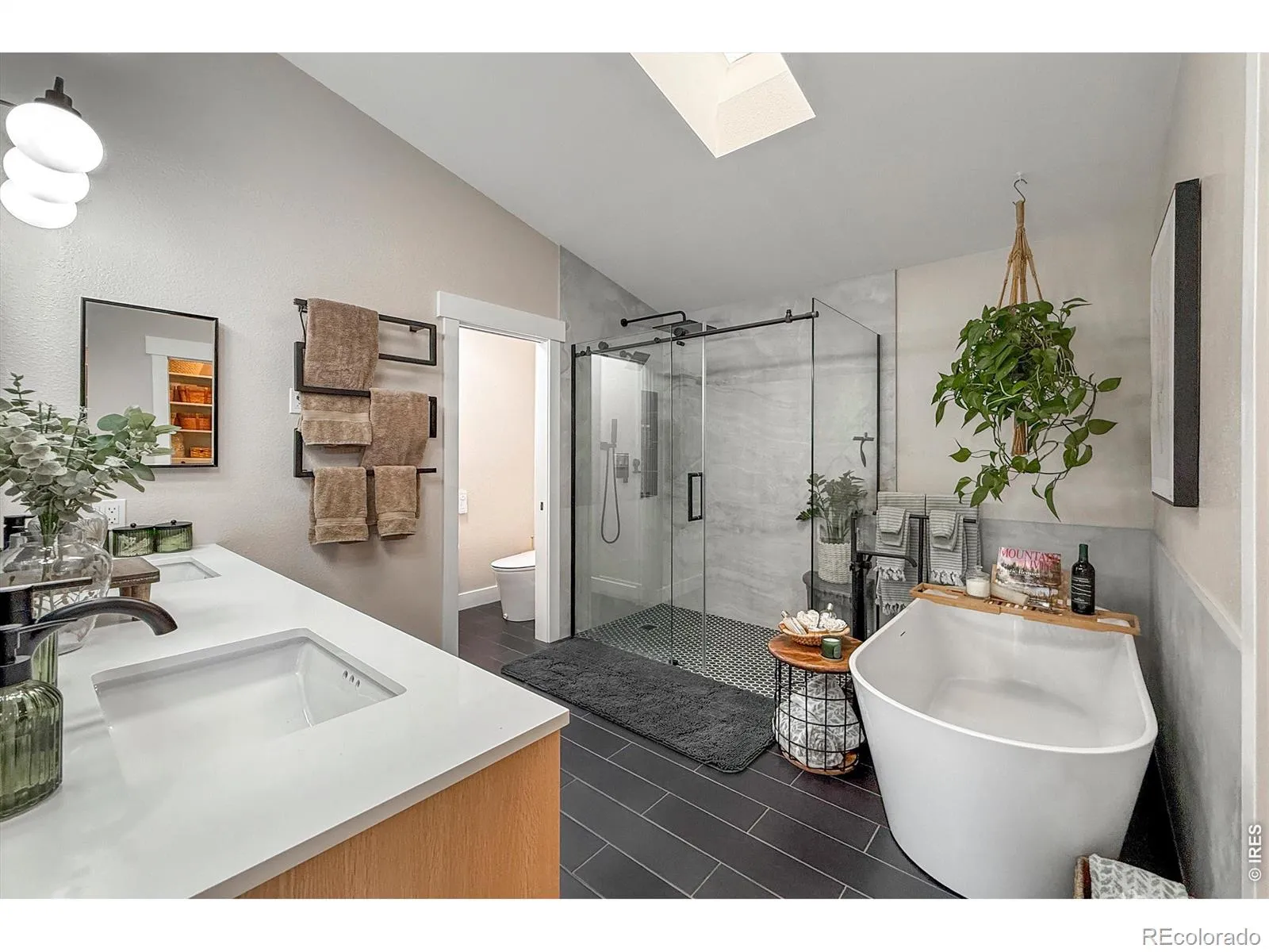 2277 Spinnaker Circle Longmont CO 80503 MLS #RECIR1057638 04282026185458 1600 31