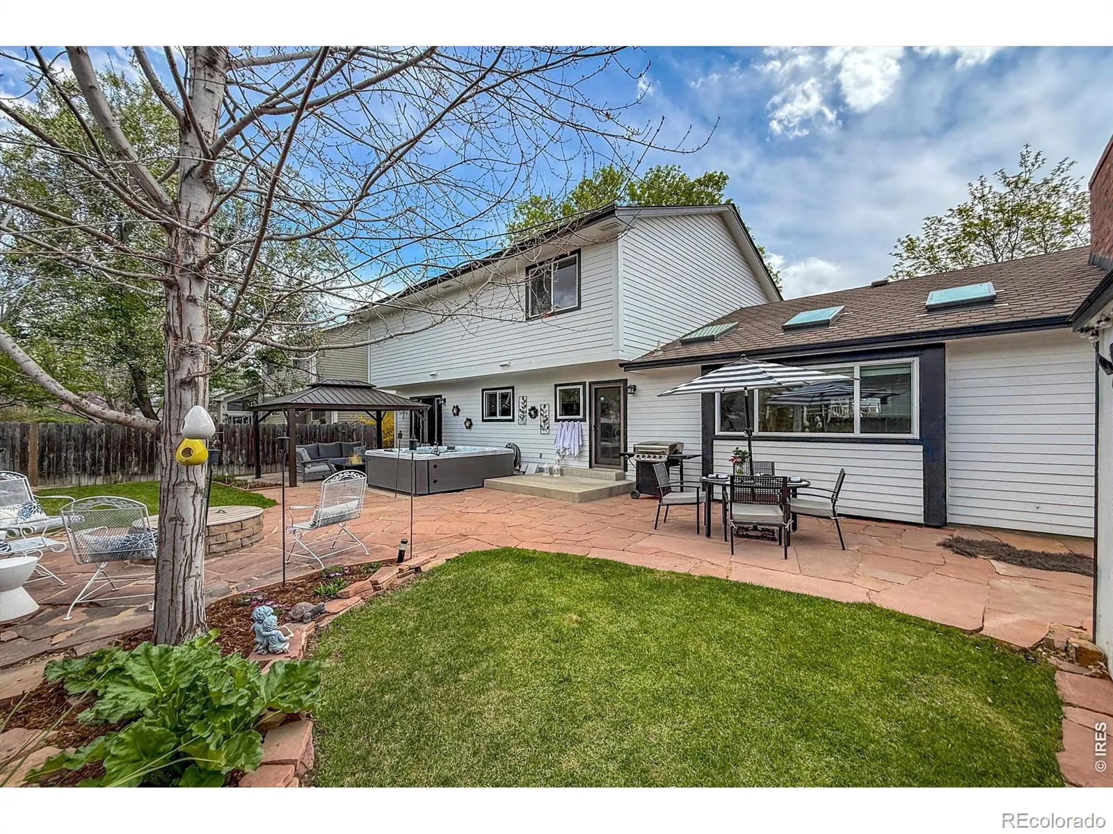 2277 Spinnaker Circle Longmont CO 80503 MLS #RECIR1057638 04282026185458 1600 46