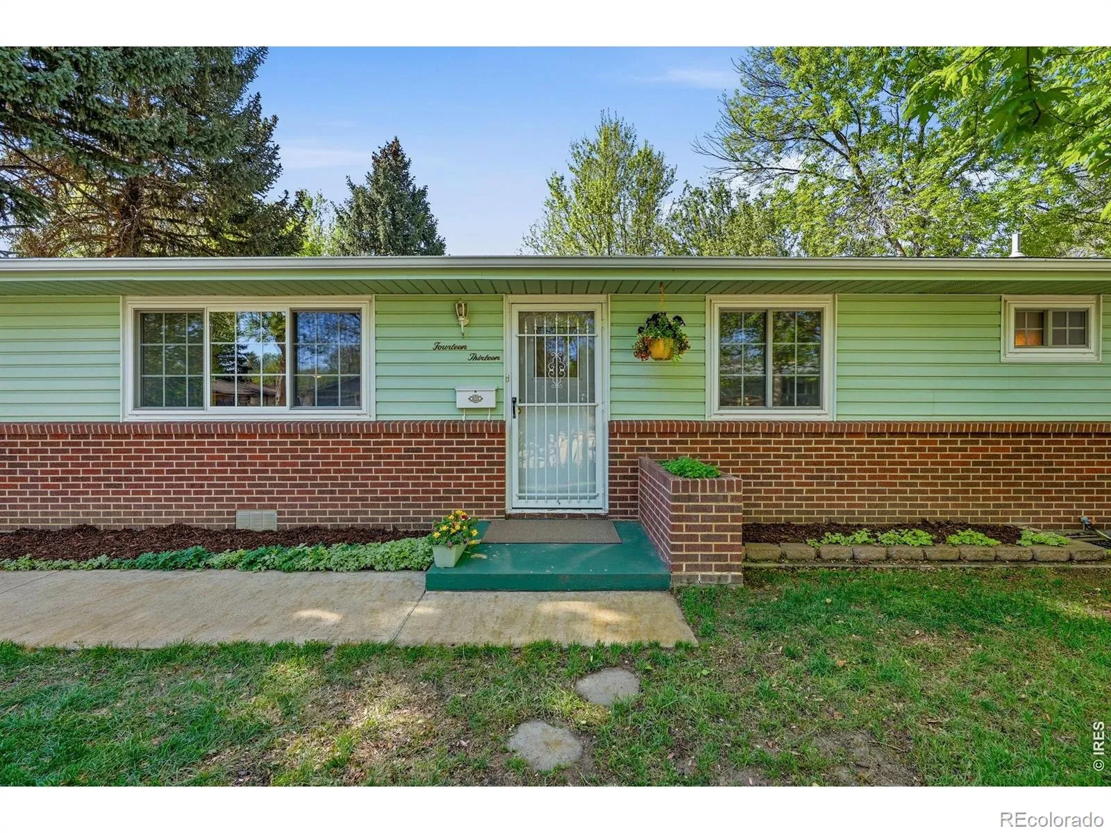 1413 Sharpe Place Longmont CO 80501 MLS #RECIR1057645 04282026202025 1600 24