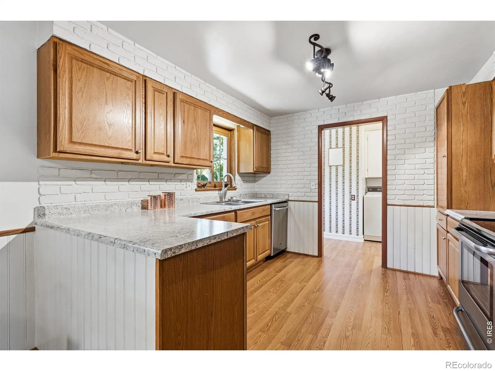 1413 Sharpe Place Longmont CO 80501 MLS #RECIR1057645 04282026202025 1600 6