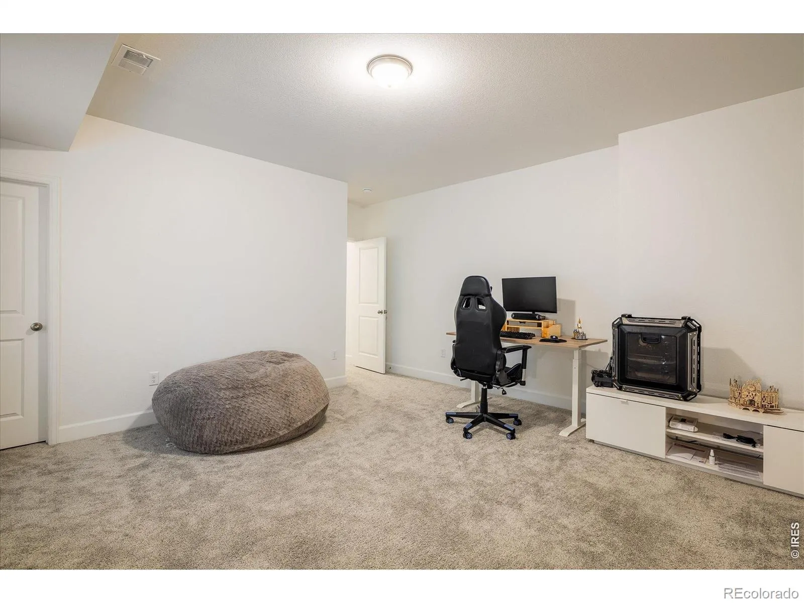 5311 Routt Court Arvada CO 80002 MLS #RECIR1057740 04292026195755 1600 27
