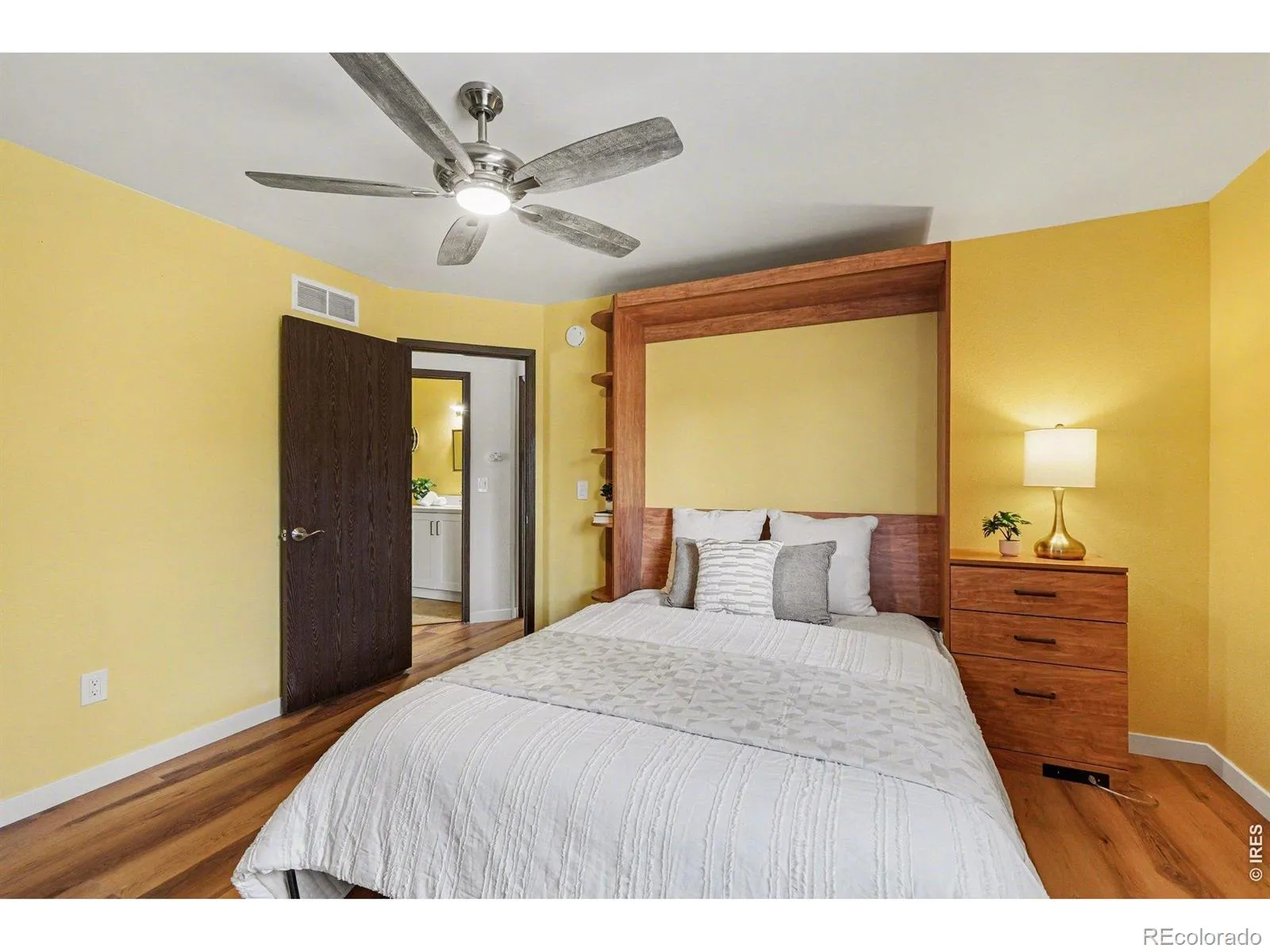 23 Scott N Drive Broomfield CO 80020 MLS #RECIR1057762 04292026212242 1600 8