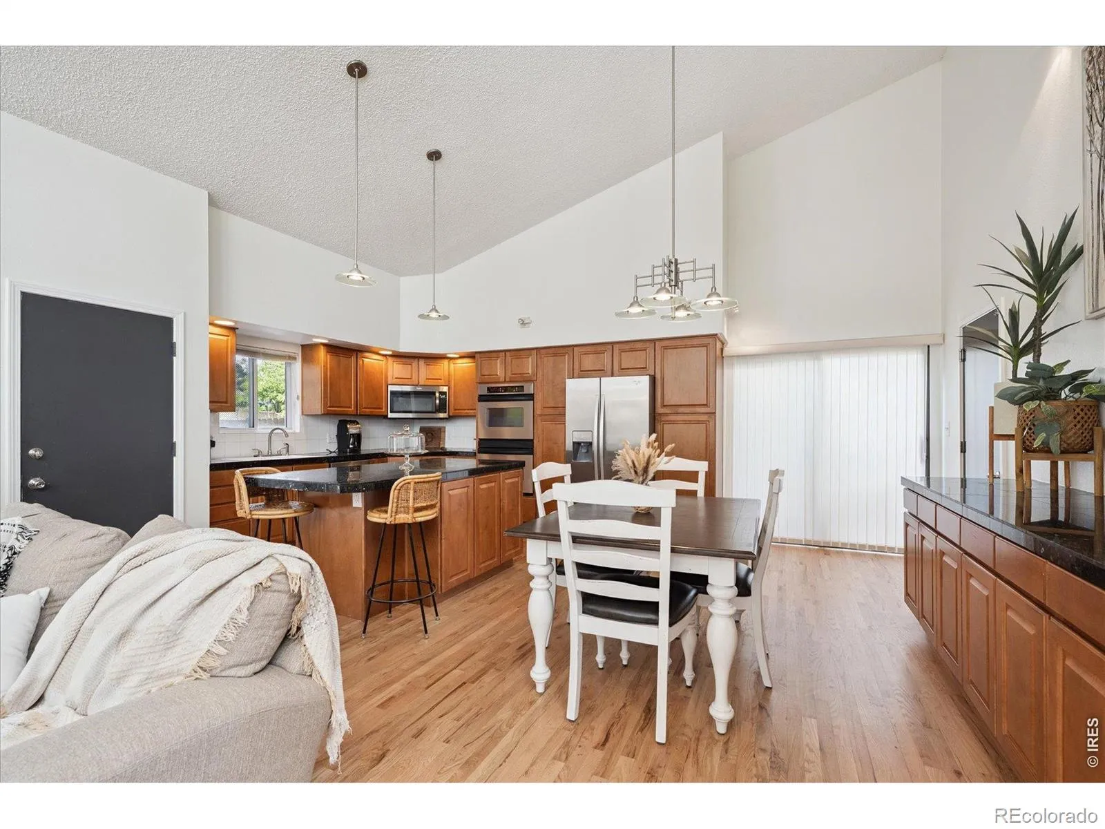 2276 S Dayton Street Denver CO 80231 MLS #RECIR1057763 04292026212230 1600 10