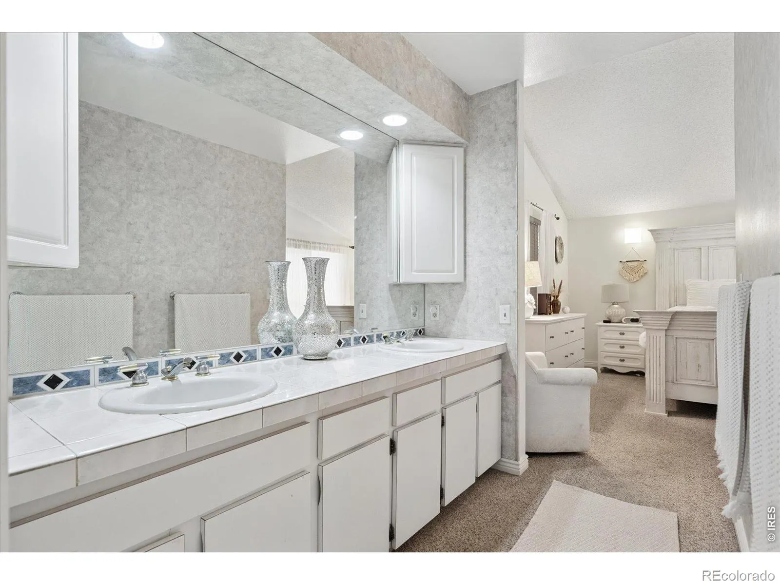 2276 S Dayton Street Denver CO 80231 MLS #RECIR1057763 04292026212230 1600 16