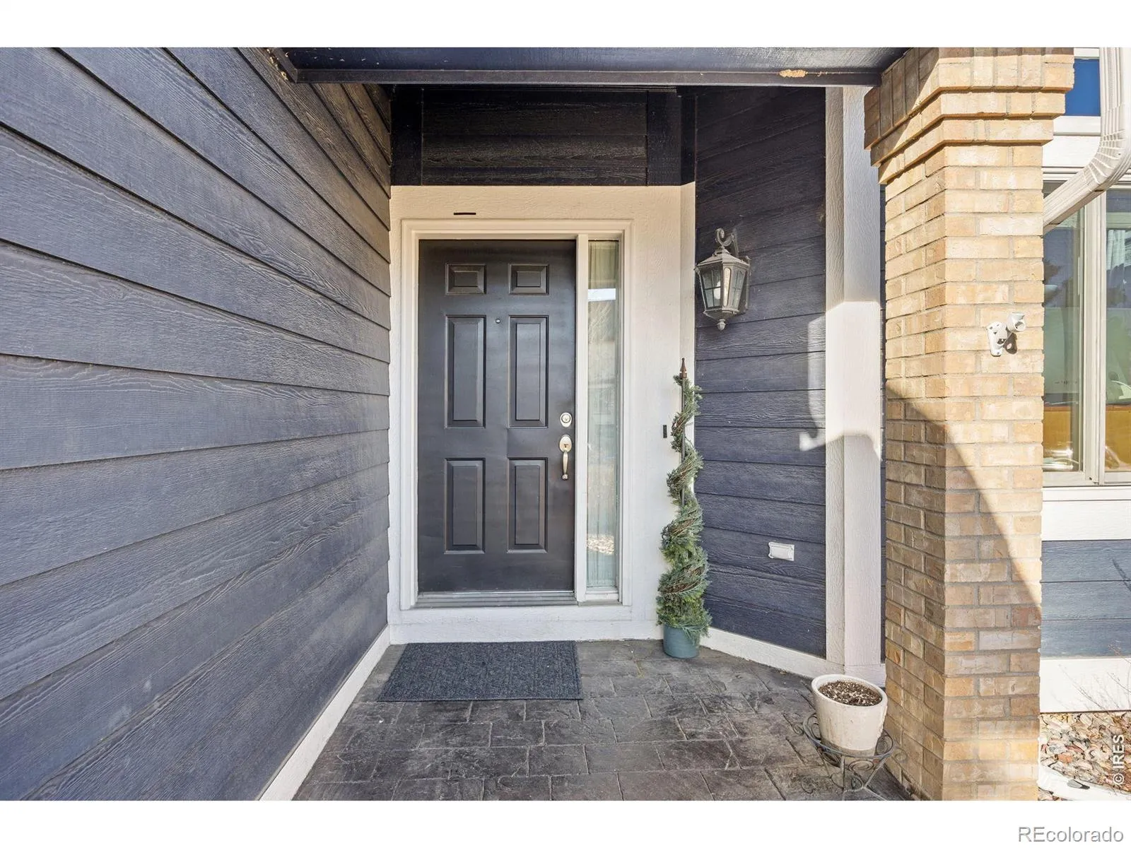 387 Oak Lane Broomfield CO 80020 MLS #RECIR1057810 04302026143719 1600 2