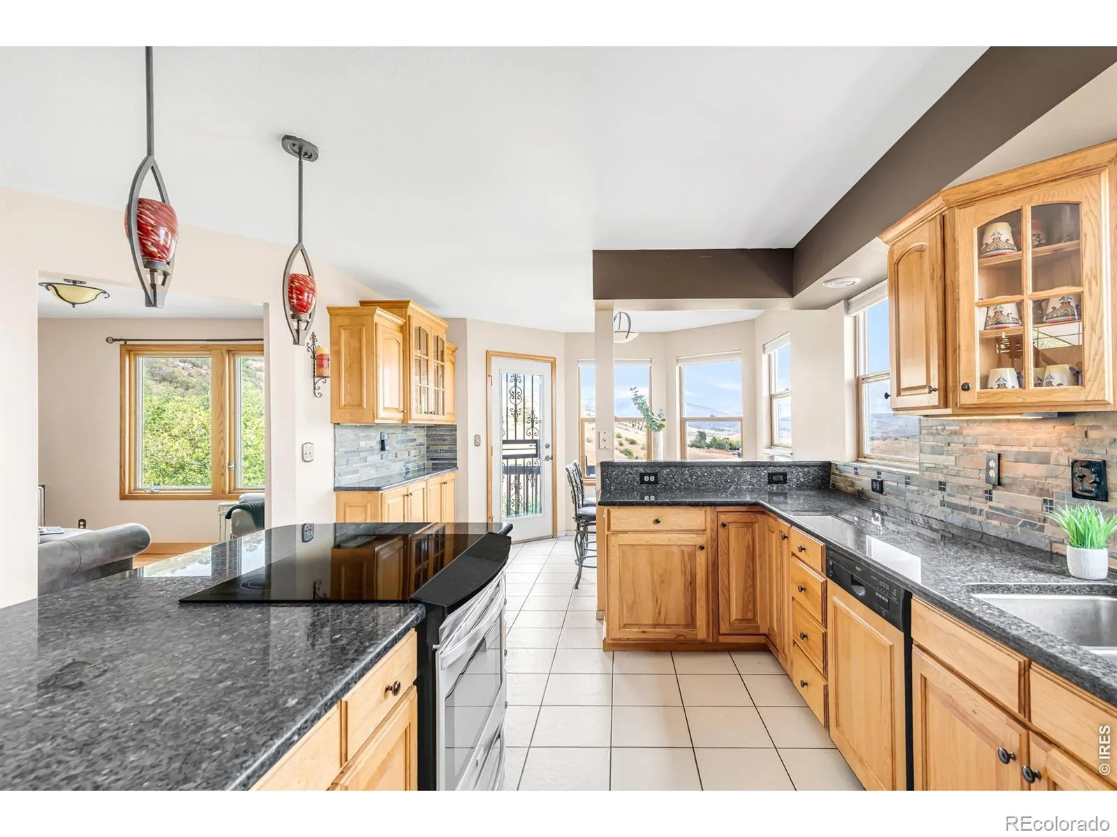 11730 Pointe View Drive Longmont CO 80503 | MLS #RECIR1057824 08272026002124 1600 14