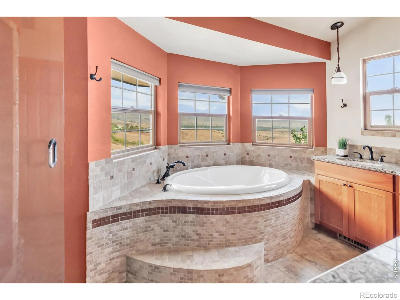 11730 Pointe View Drive Longmont CO 80503 | MLS #RECIR1057824 08272026002124 1600 21