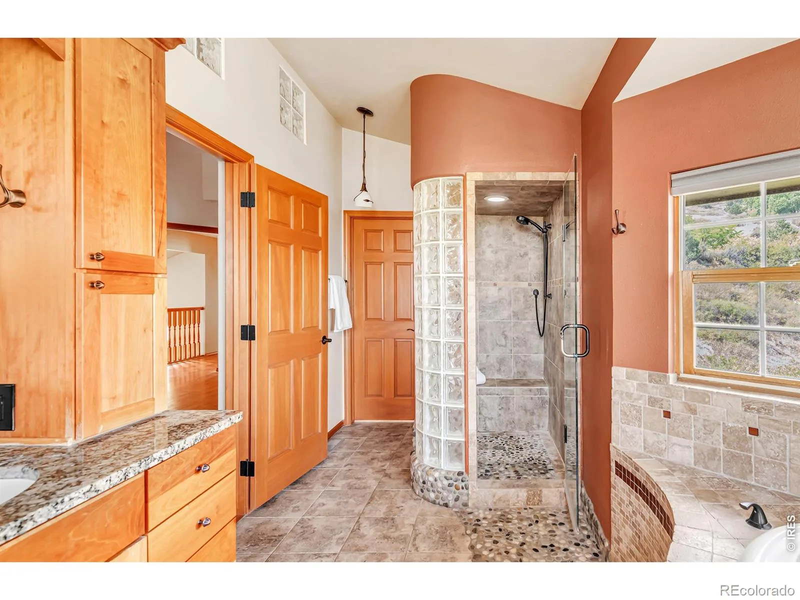 11730 Pointe View Drive Longmont CO 80503 | MLS #RECIR1057824 08272026002124 1600 24