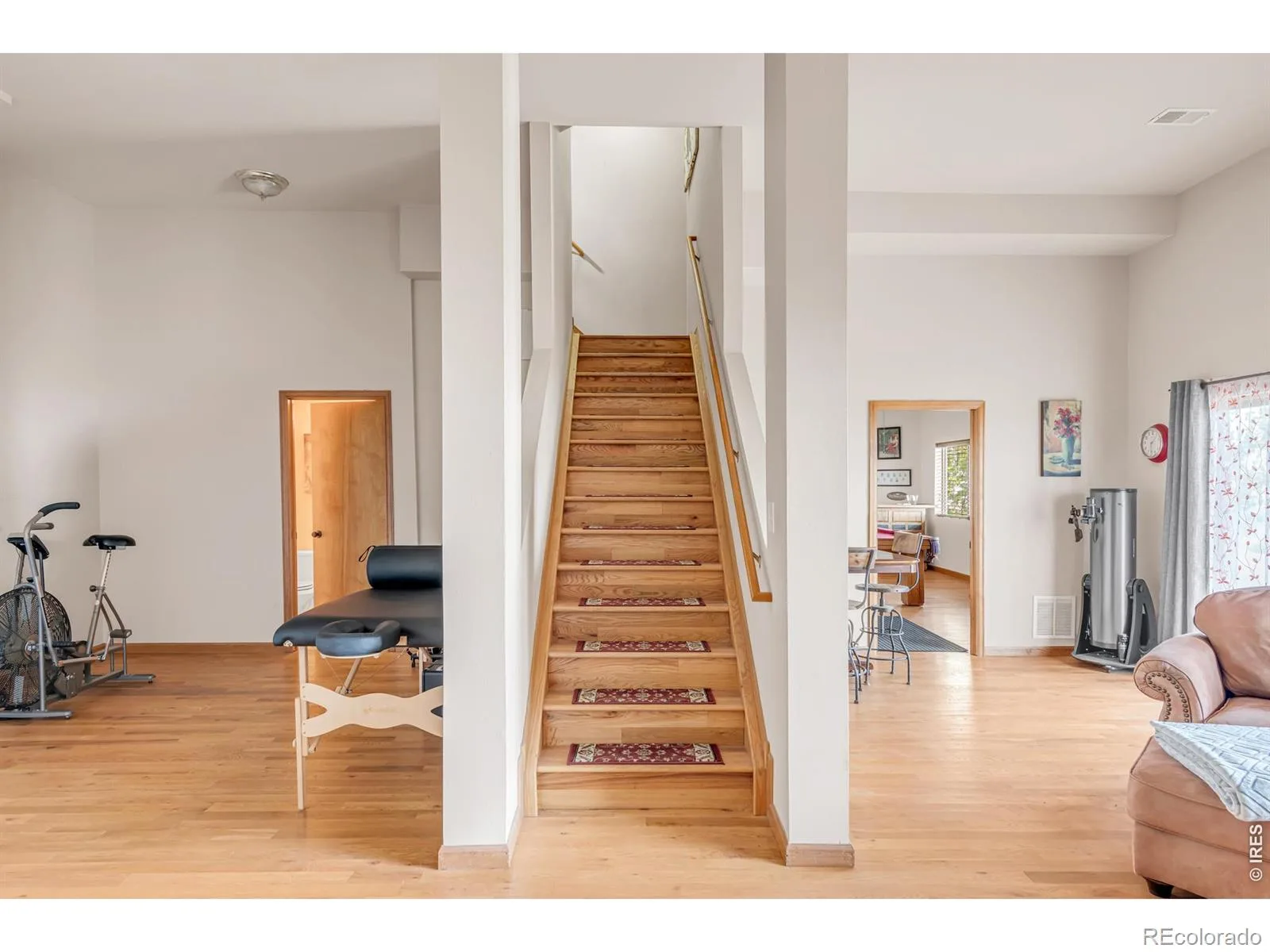 11730 Pointe View Drive Longmont CO 80503 | MLS #RECIR1057824 08272026002124 1600 32