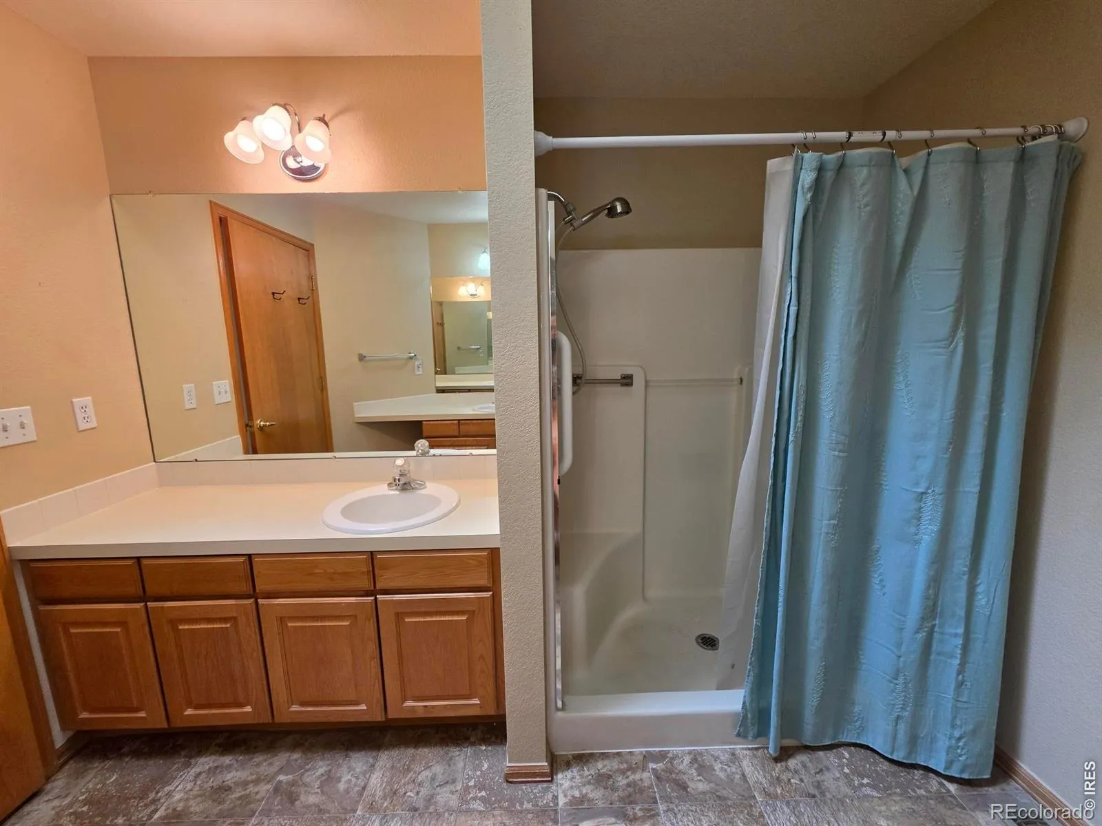 1526 Tulip Court Longmont CO 80501 MLS #RECIR1057894 04302026212403 1600 33