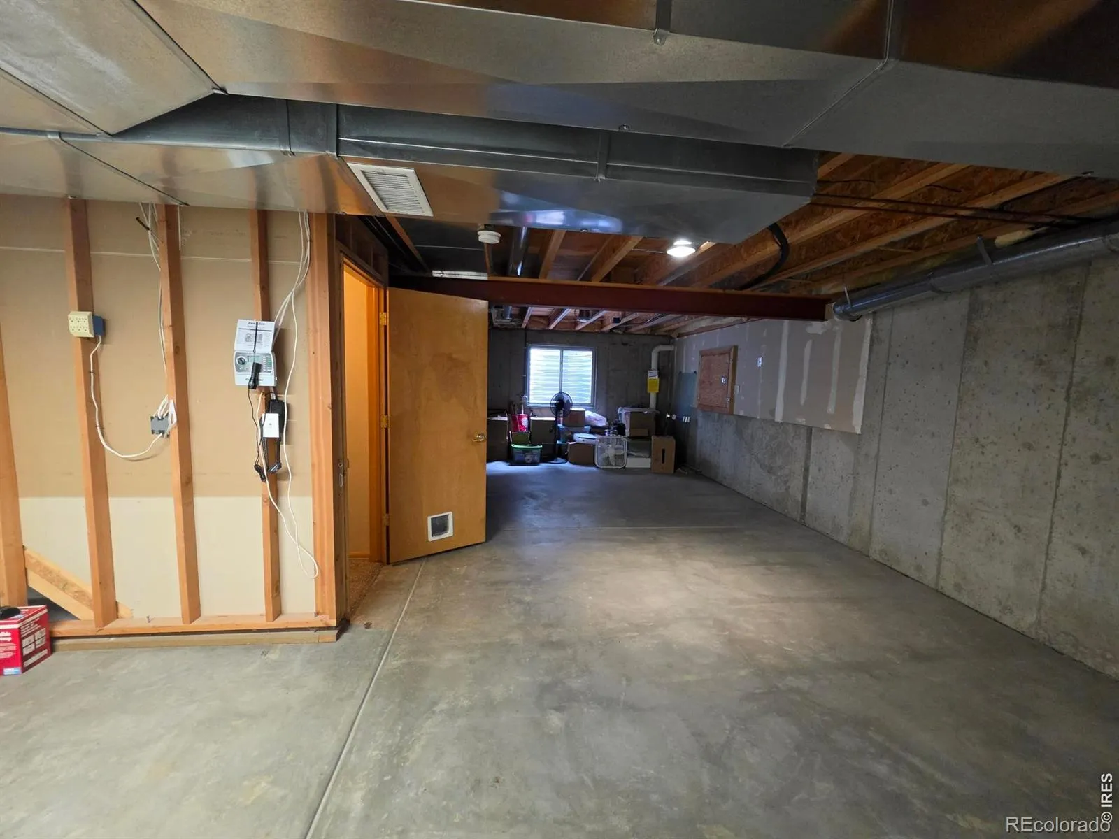 1526 Tulip Court Longmont CO 80501 MLS #RECIR1057894 04302026212403 1600 41