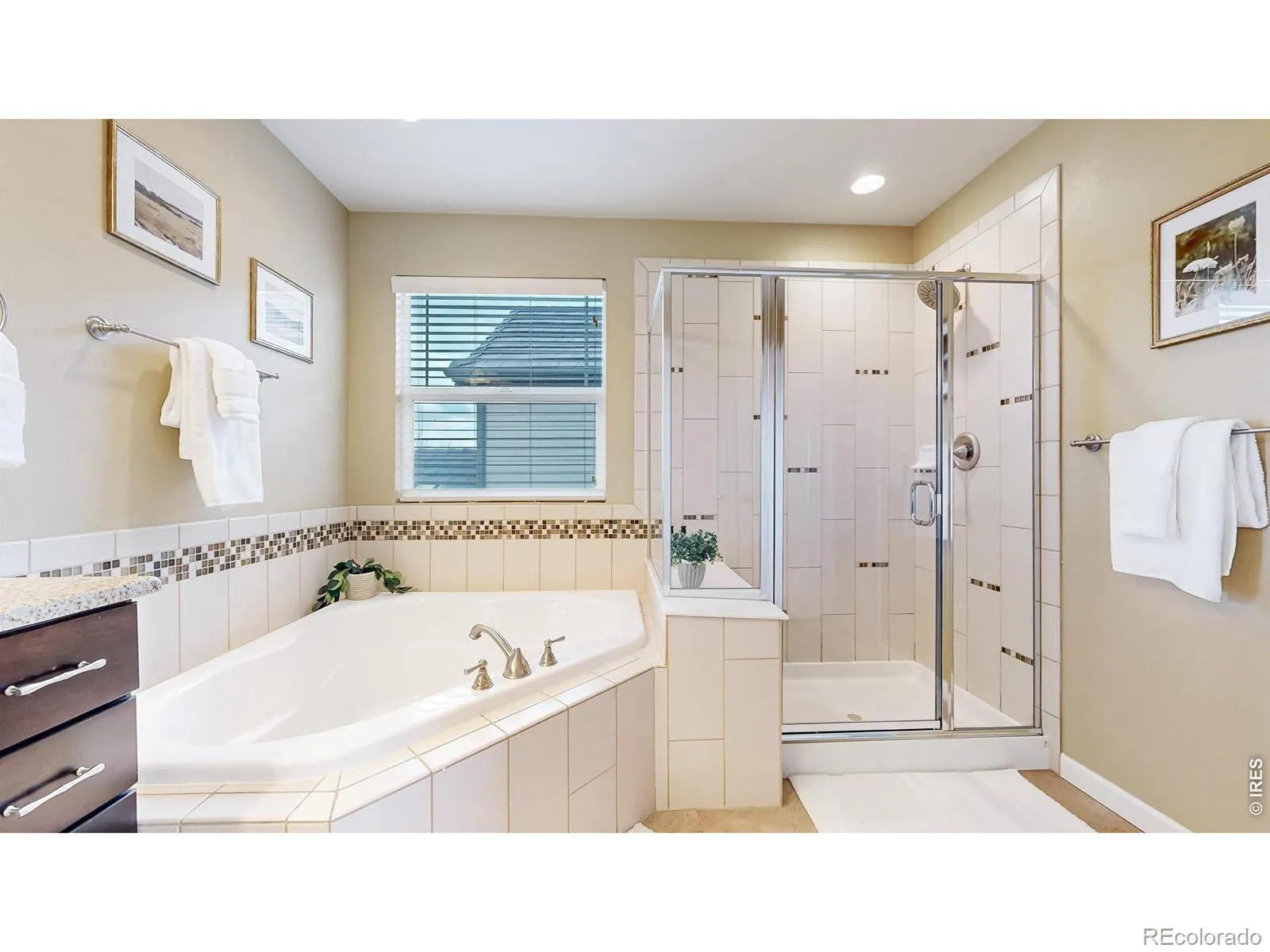 3446 Yale Drive Broomfield CO 80023 MLS #RECIR1057918 04302026224851 1600 24