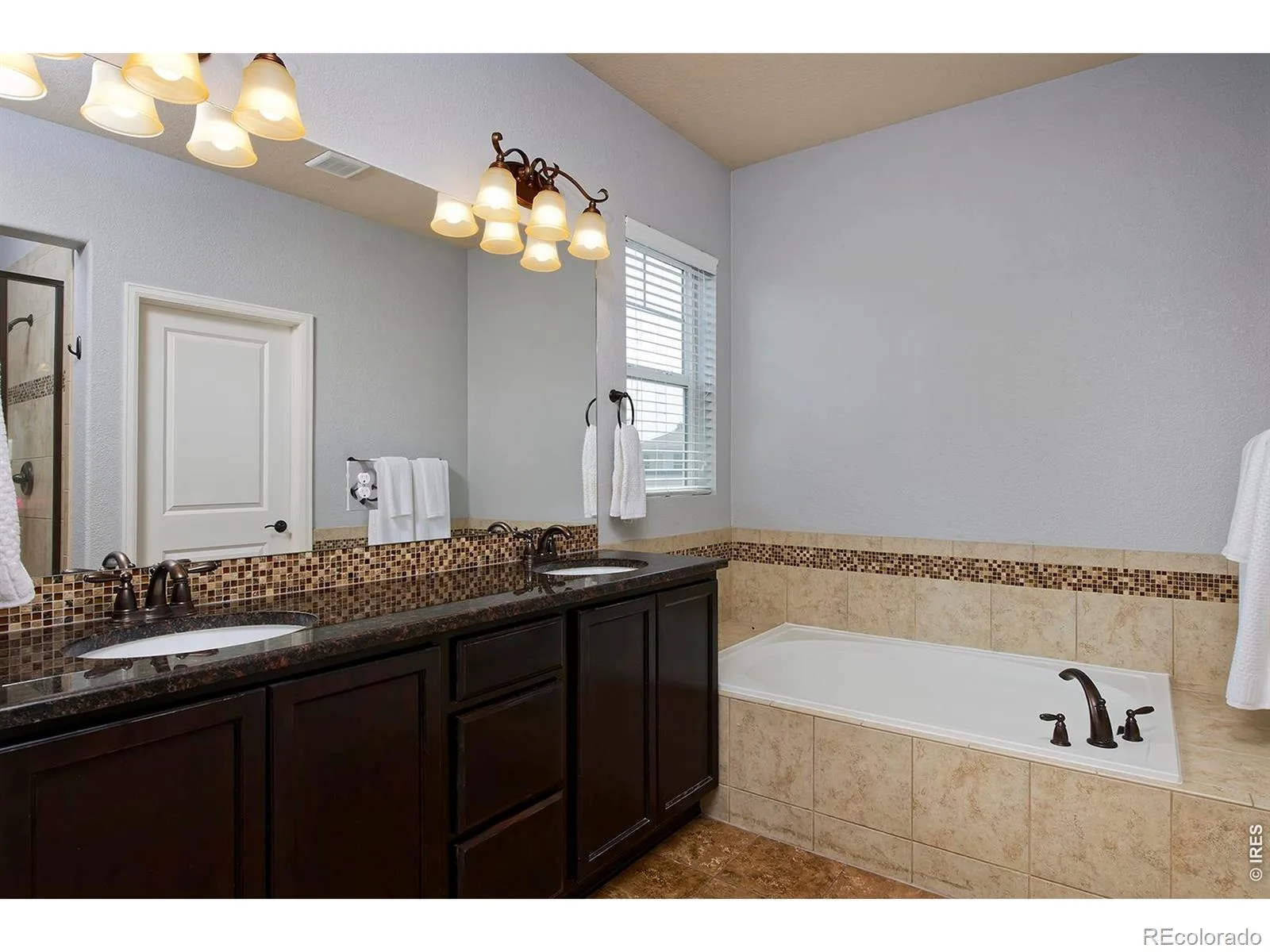11825 Bradburn Boulevard Westminster CO 80031 MLS #REC6244514 07012026184146 1600 22