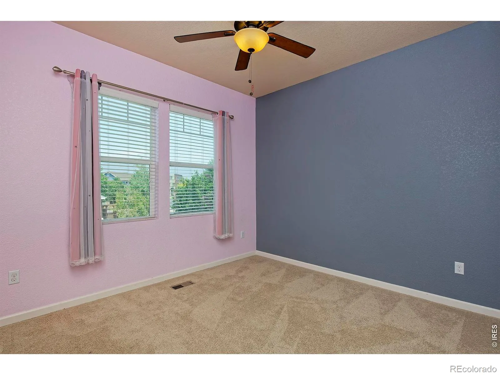 11825 Bradburn Boulevard Westminster CO 80031 MLS #REC6244514 07012026184146 1600 32