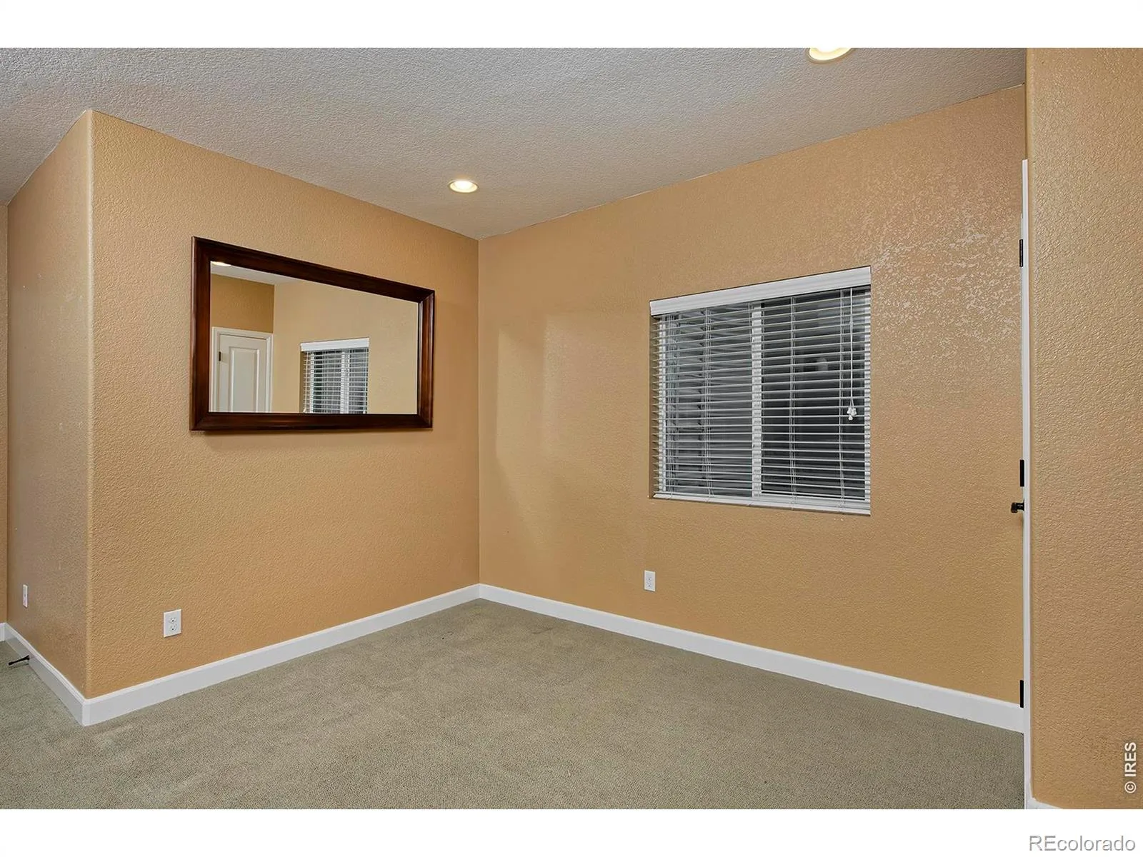 11825 Bradburn Boulevard Westminster CO 80031 MLS #REC6244514 07012026184146 1600 37