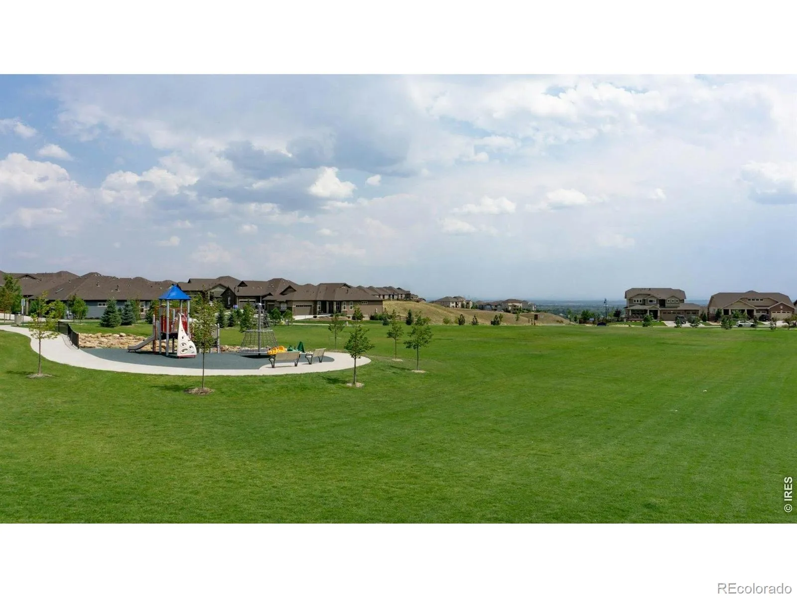 16682 W 86th Drive Arvada CO 80007 MLS #RECIR1058081 05092026021656 1600 40