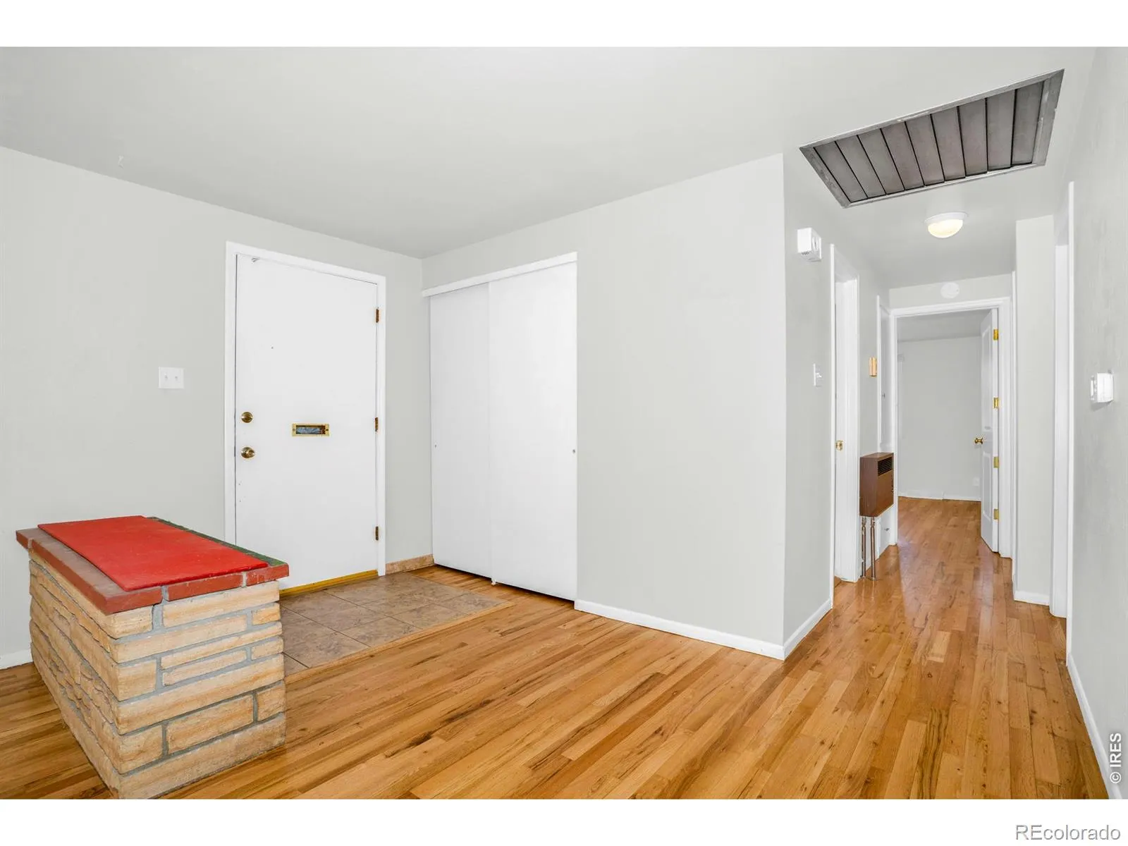 1229 Sherman Street Longmont CO 80501 MLS #RECIR1058116 05022026201514 1600 13
