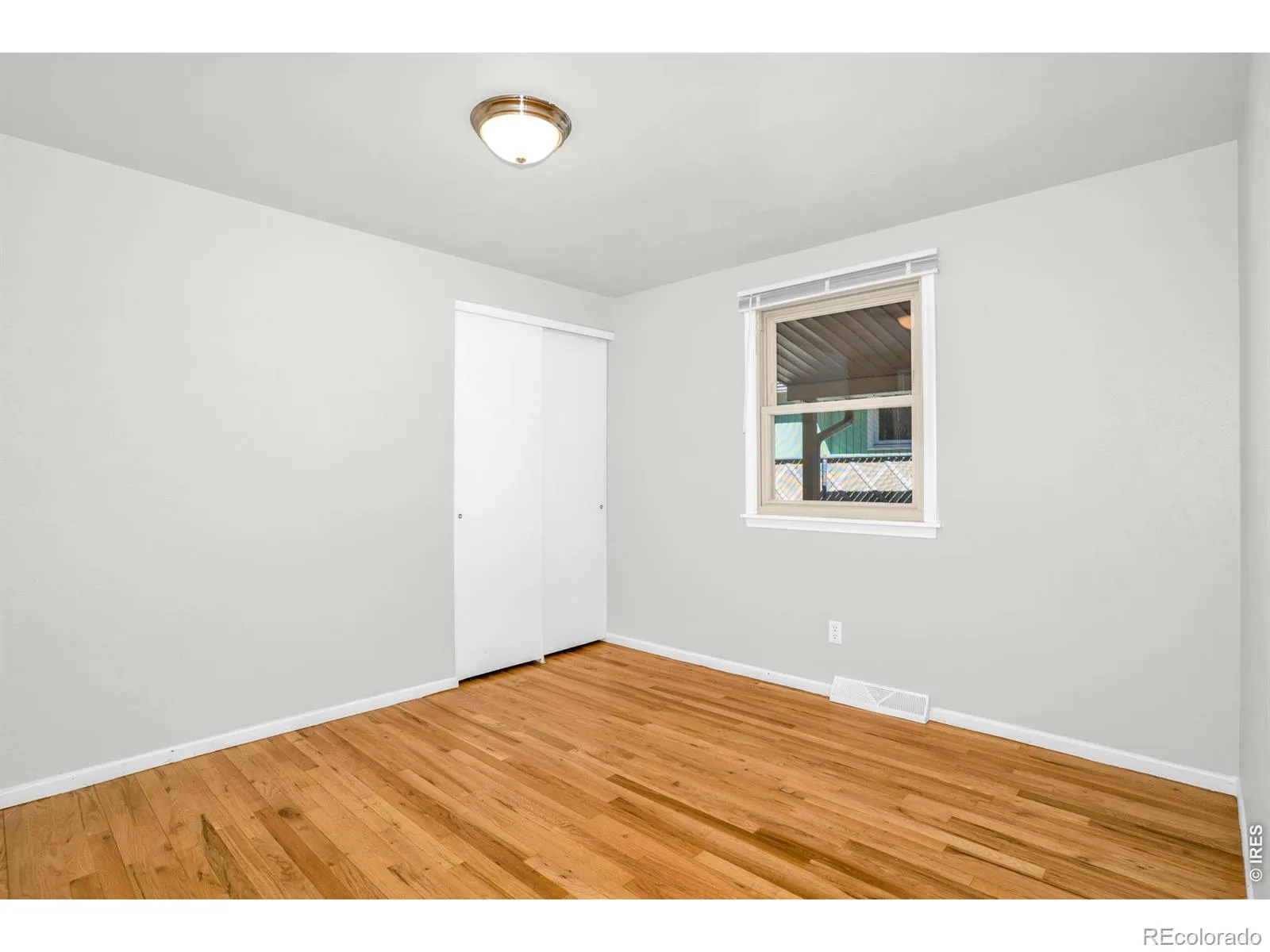 1229 Sherman Street Longmont CO 80501 MLS #RECIR1058116 05022026201514 1600 20