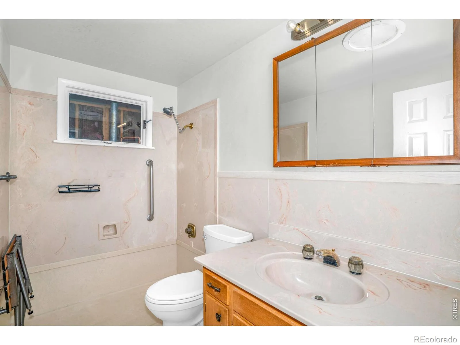 1229 Sherman Street Longmont CO 80501 MLS #RECIR1058116 05022026201514 1600 25