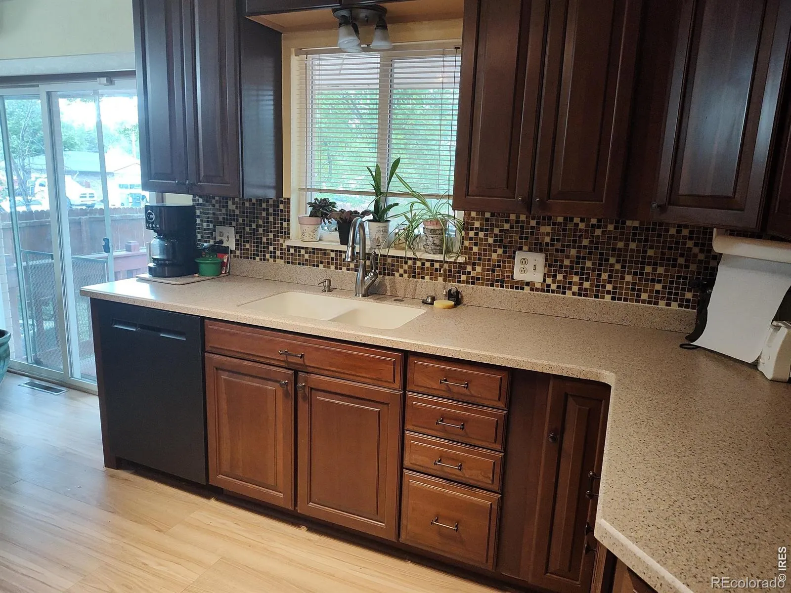 2 Forsyth Drive Longmont CO 80504 MLS #RECIR1058129 05052026193507 1600 11
