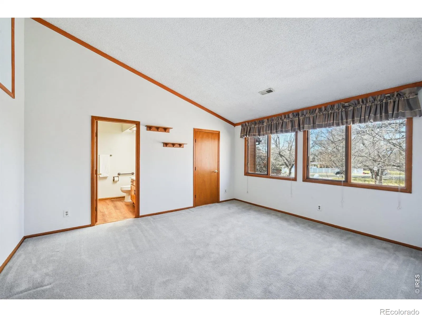 2275 E 129th Avenue Thornton CO 80241 MLS #RECIR1058137 05032026075058 1600 21