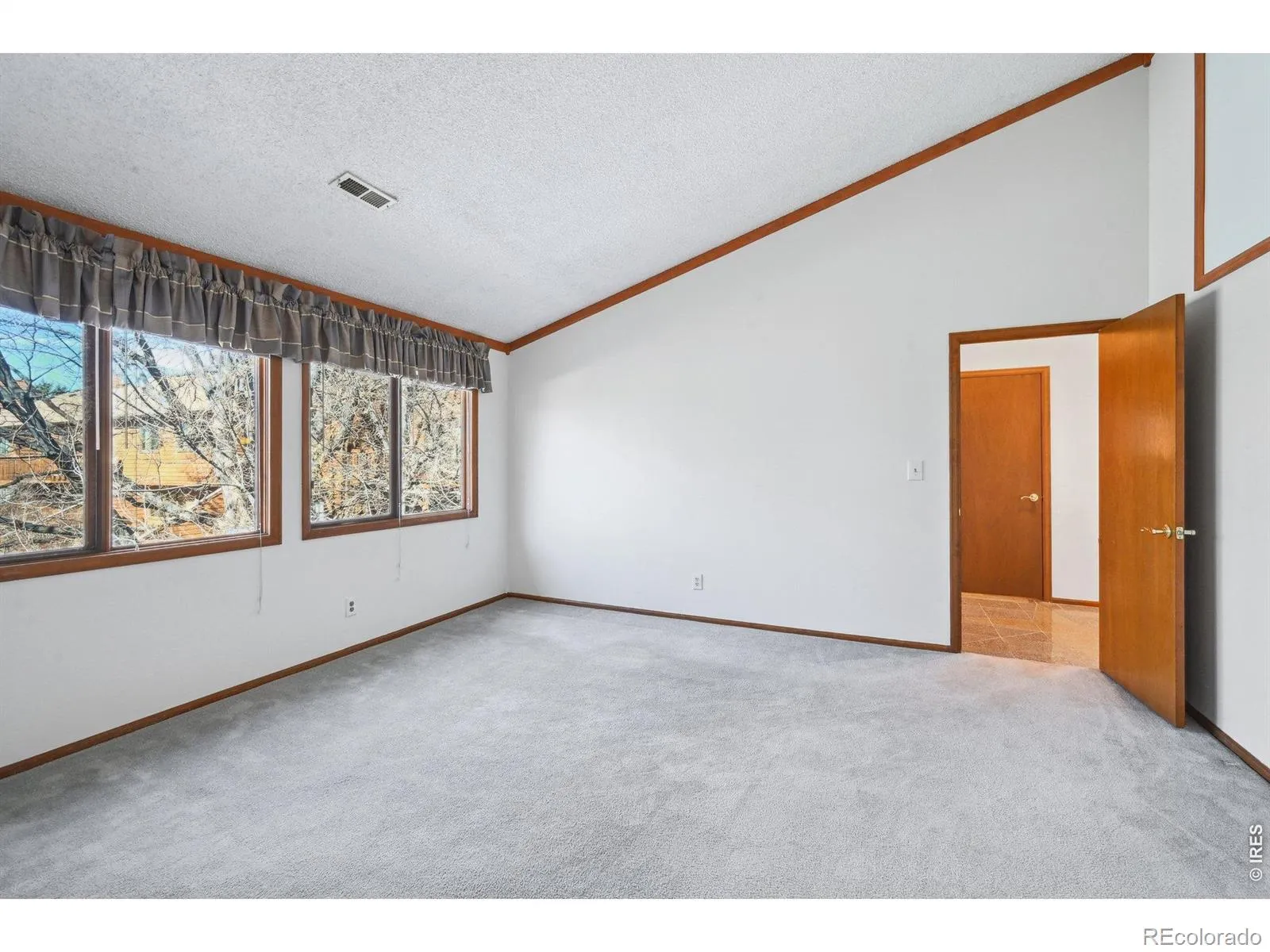 2275 E 129th Avenue Thornton CO 80241 MLS #RECIR1058137 05032026075058 1600 22