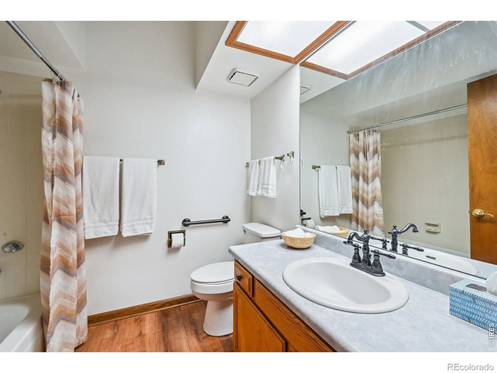 2275 E 129th Avenue Thornton CO 80241 MLS #RECIR1058137 05032026075058 1600 23