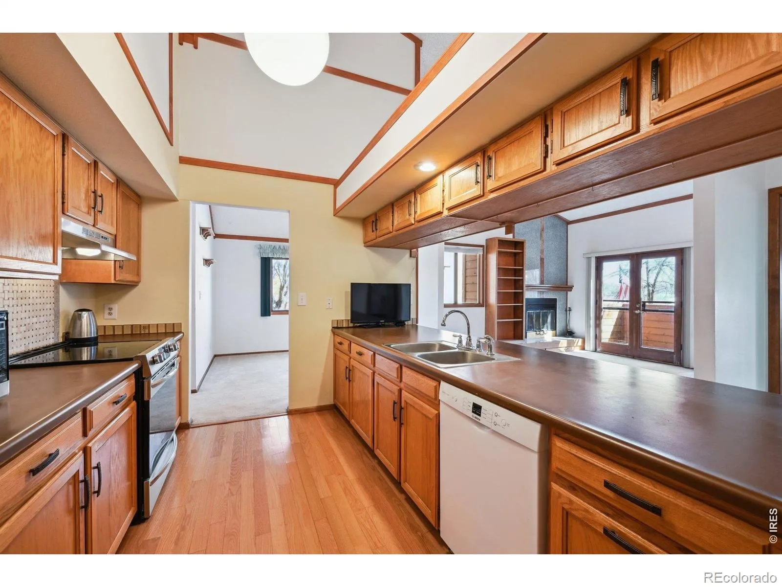 2275 E 129th Avenue Thornton CO 80241 MLS #RECIR1058137 05032026075058 1600 6