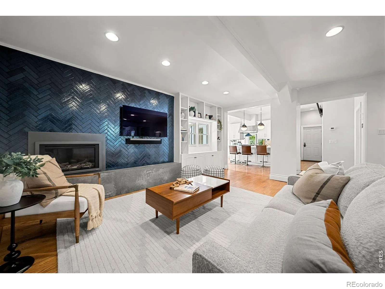 4949 E 6th Ave Pkwy Denver CO 80220 MLS #RECIR1058194 05082026031907 1600 14