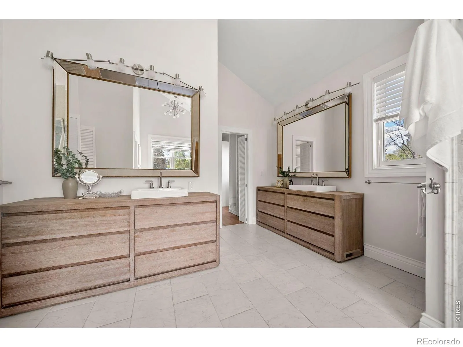4949 E 6th Ave Pkwy Denver CO 80220 MLS #RECIR1058194 05082026031907 1600 26