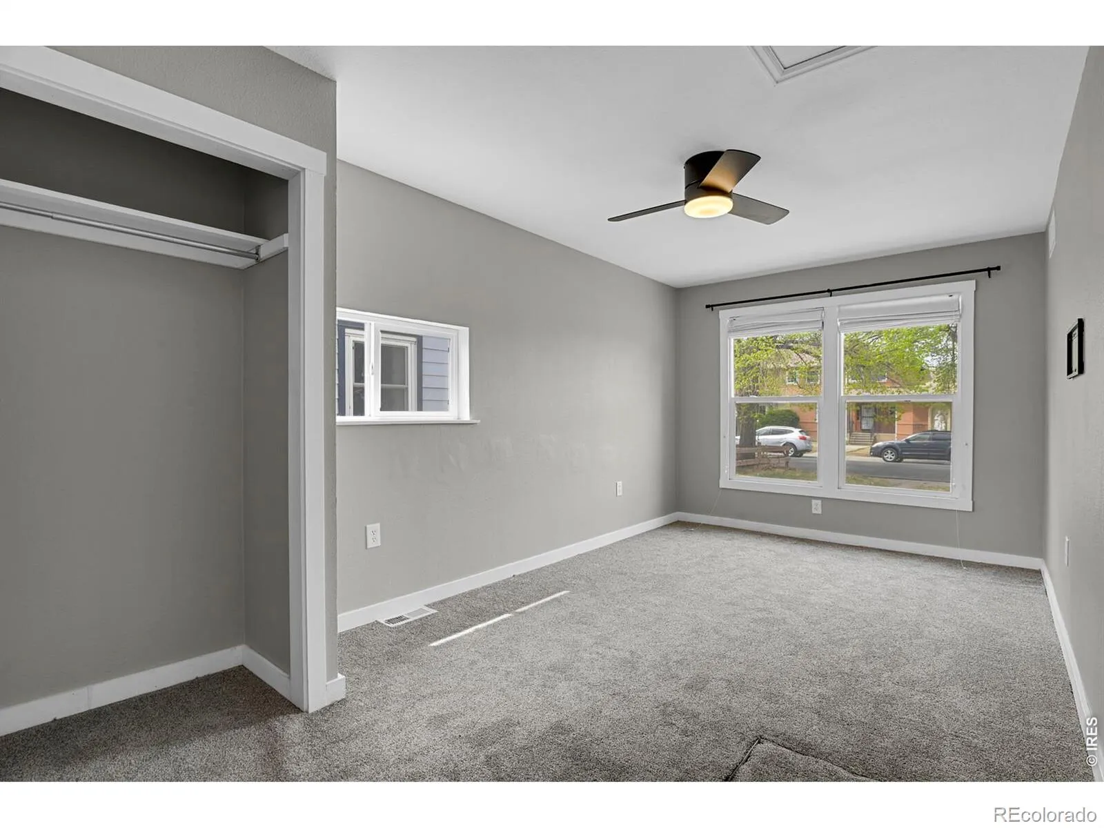1216 Kingston Street Aurora CO 80010 MLS #RECIR1058252 05052026225400 1600 10