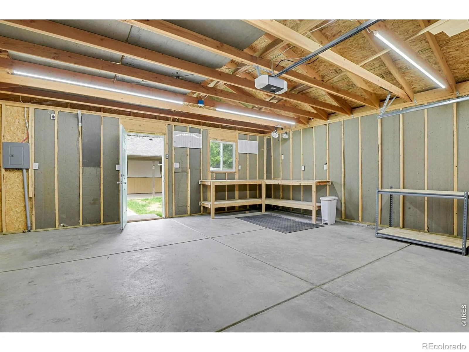 1216 Kingston Street Aurora CO 80010 MLS #RECIR1058252 05052026225400 1600 17