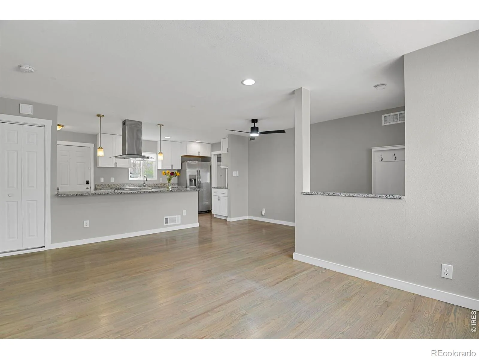 1216 Kingston Street Aurora CO 80010 MLS #RECIR1058252 05052026225400 1600 3