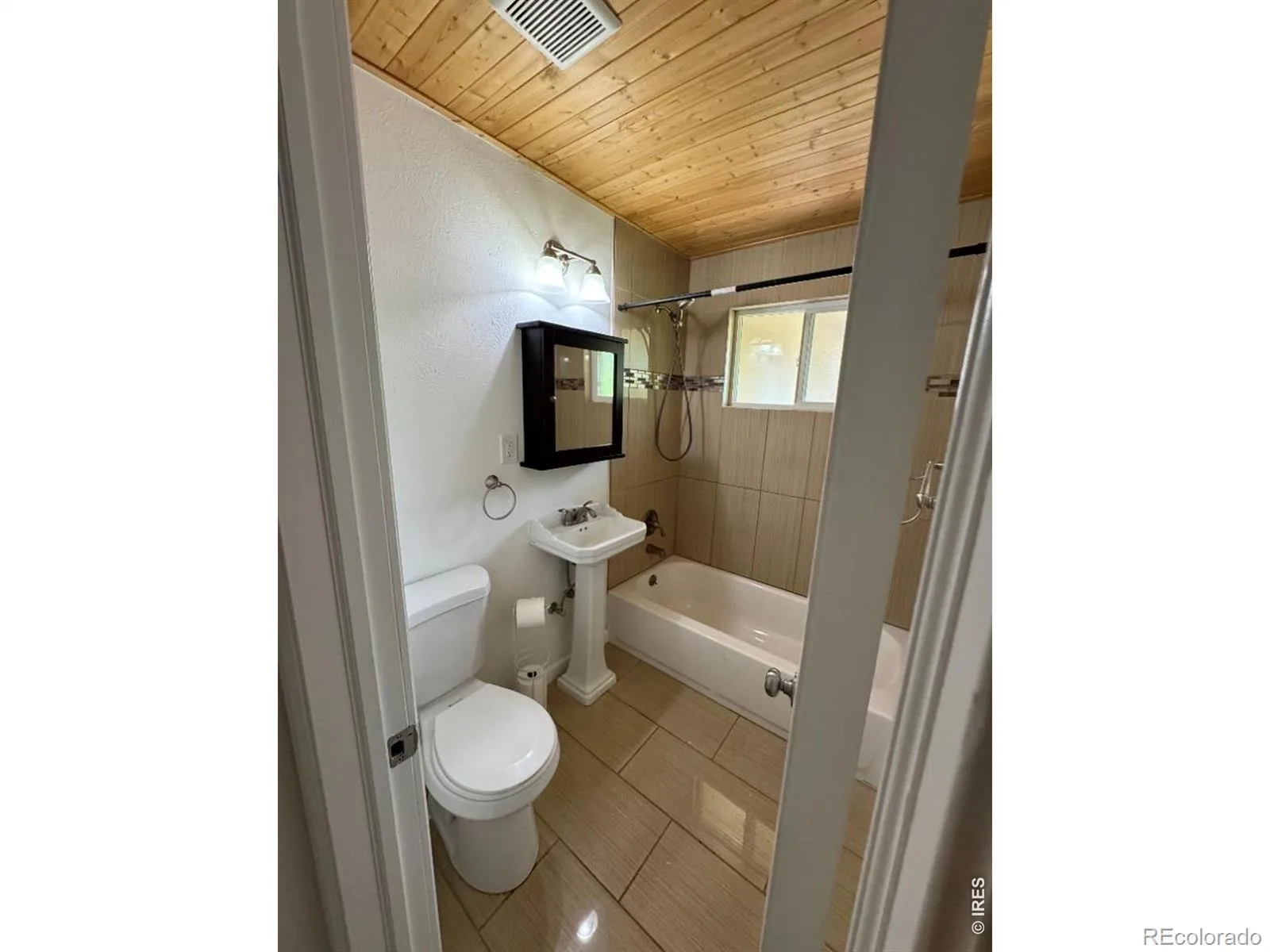 7232 W 67th Place Arvada CO 80003 MLS #RECIR1058260 06122026232520 1600 18