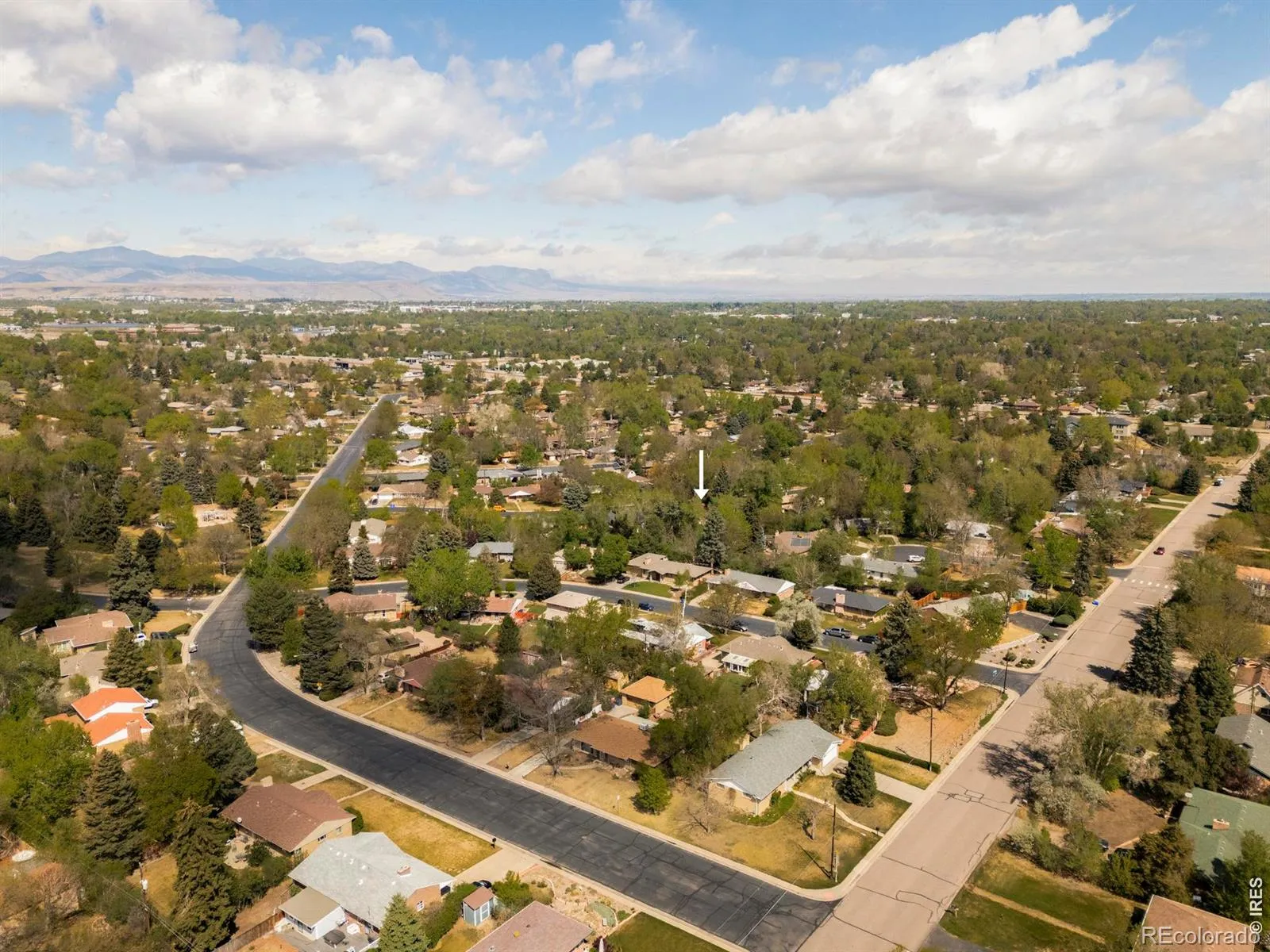 430 Cody Drive Lakewood CO 80226 MLS #RECIR1058341 05082026060432 1600 36