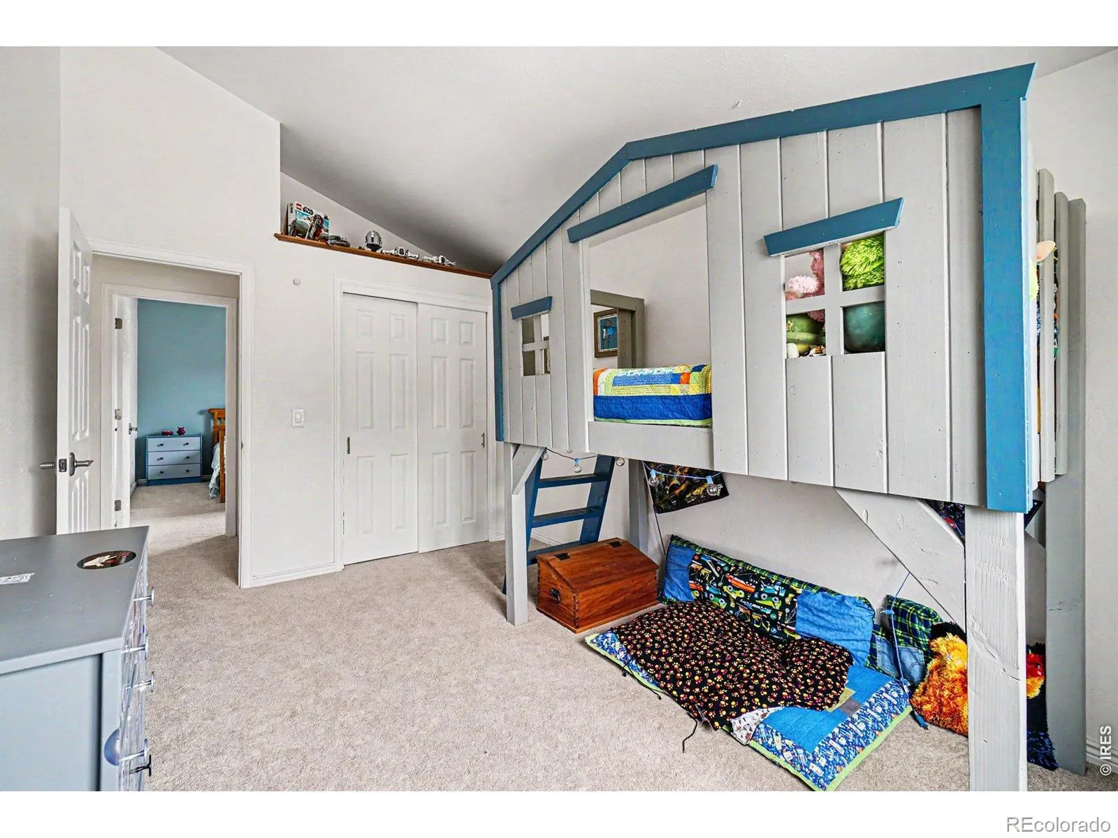 2108 Rockspray Court Longmont CO 80503 MLS #RECIR1058353 05062026215246 1600 14