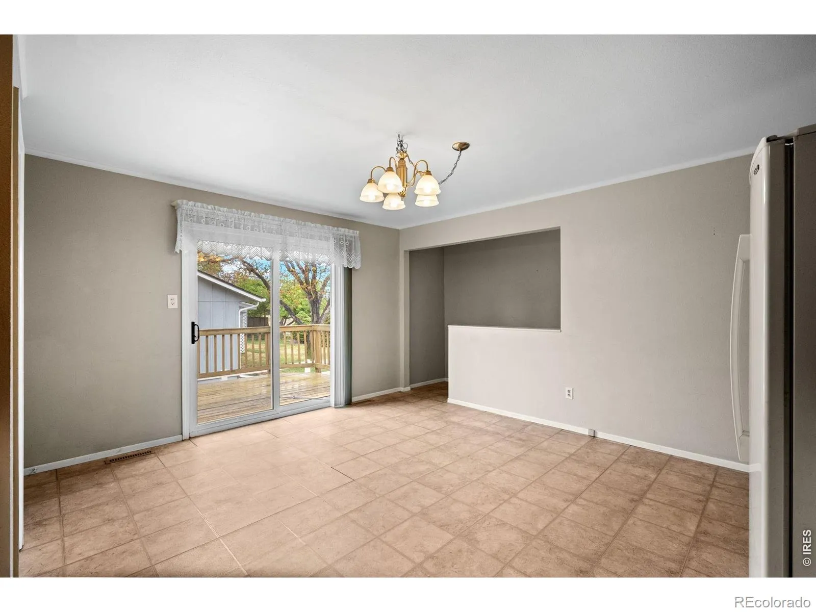5634 W 63rd Avenue Arvada CO 80003 MLS #RECIR1058474 05102026094540 1600 11
