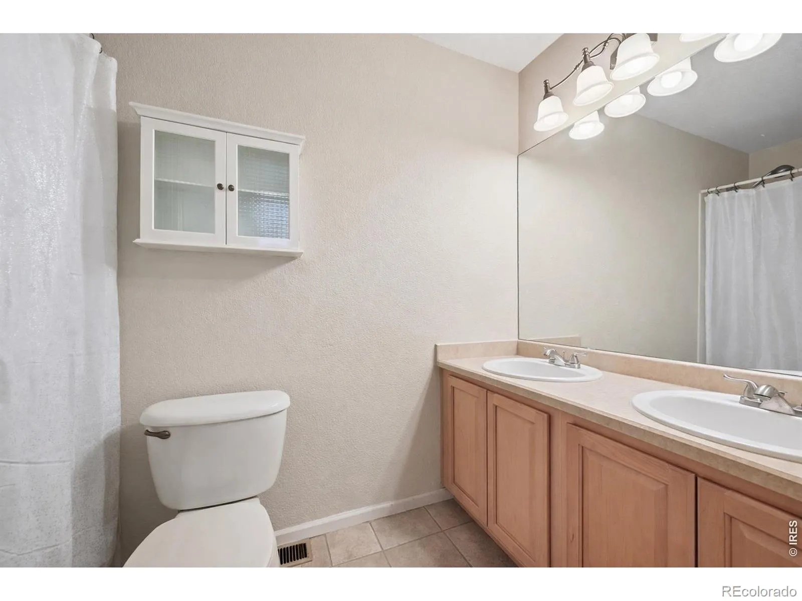 1425 W 12th Avenue Broomfield CO 80020 MLS #RECIR1058491 05102026094708 1600 12