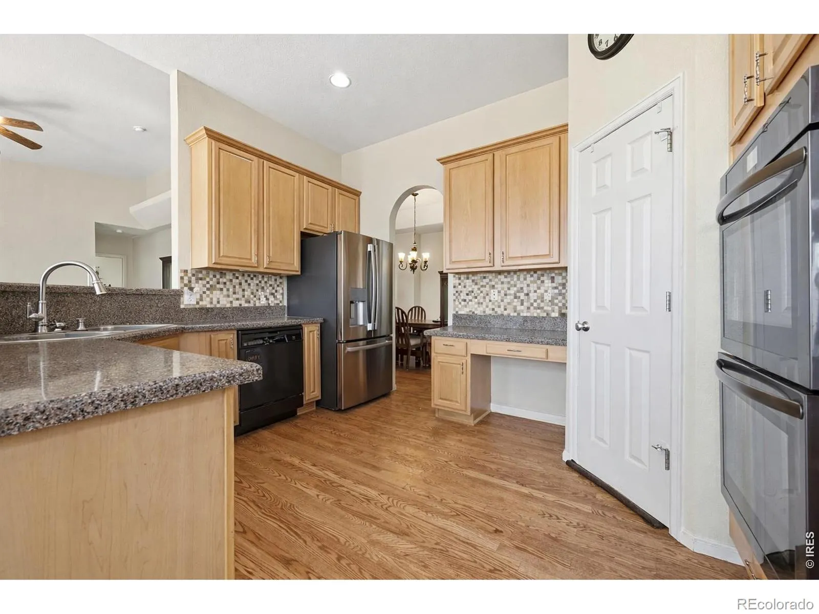 1425 W 12th Avenue Broomfield CO 80020 MLS #RECIR1058491 05102026094708 1600 7