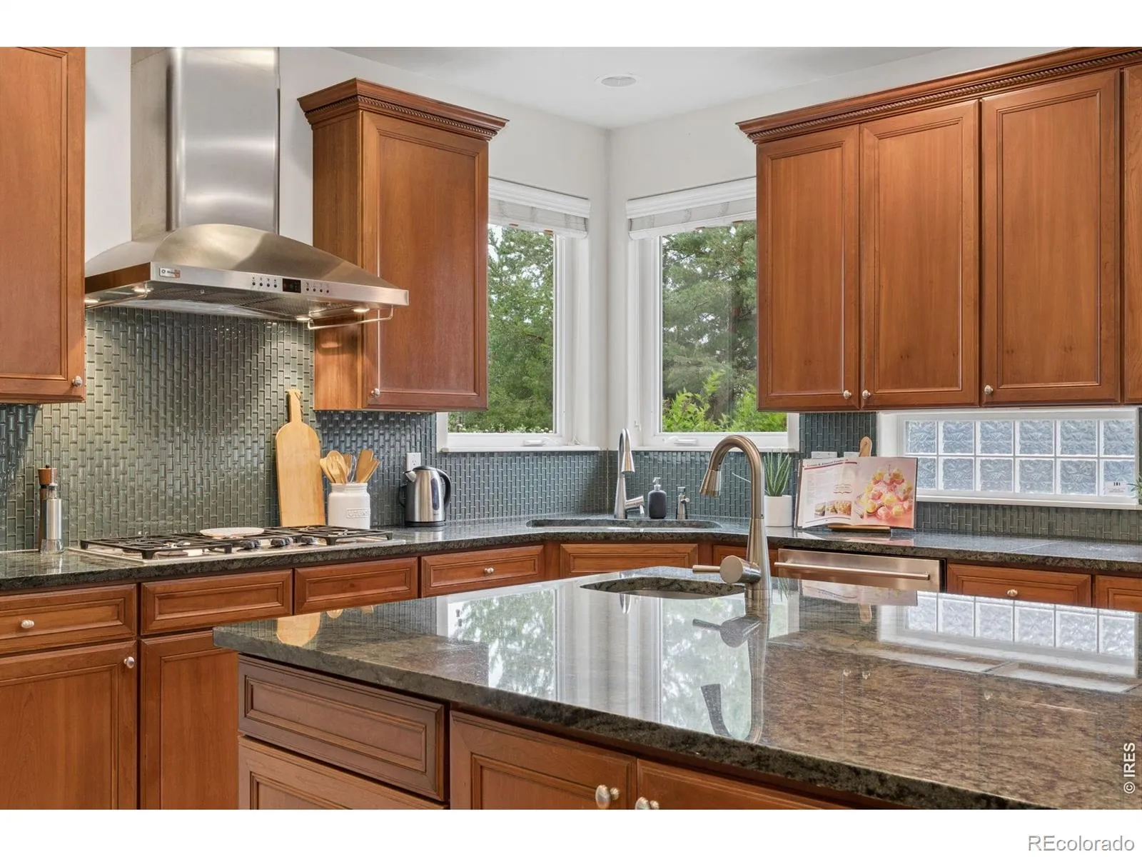 1846 Wasach Drive Longmont CO 80504 MLS #RECIR1058516 05092026021704 1600 13