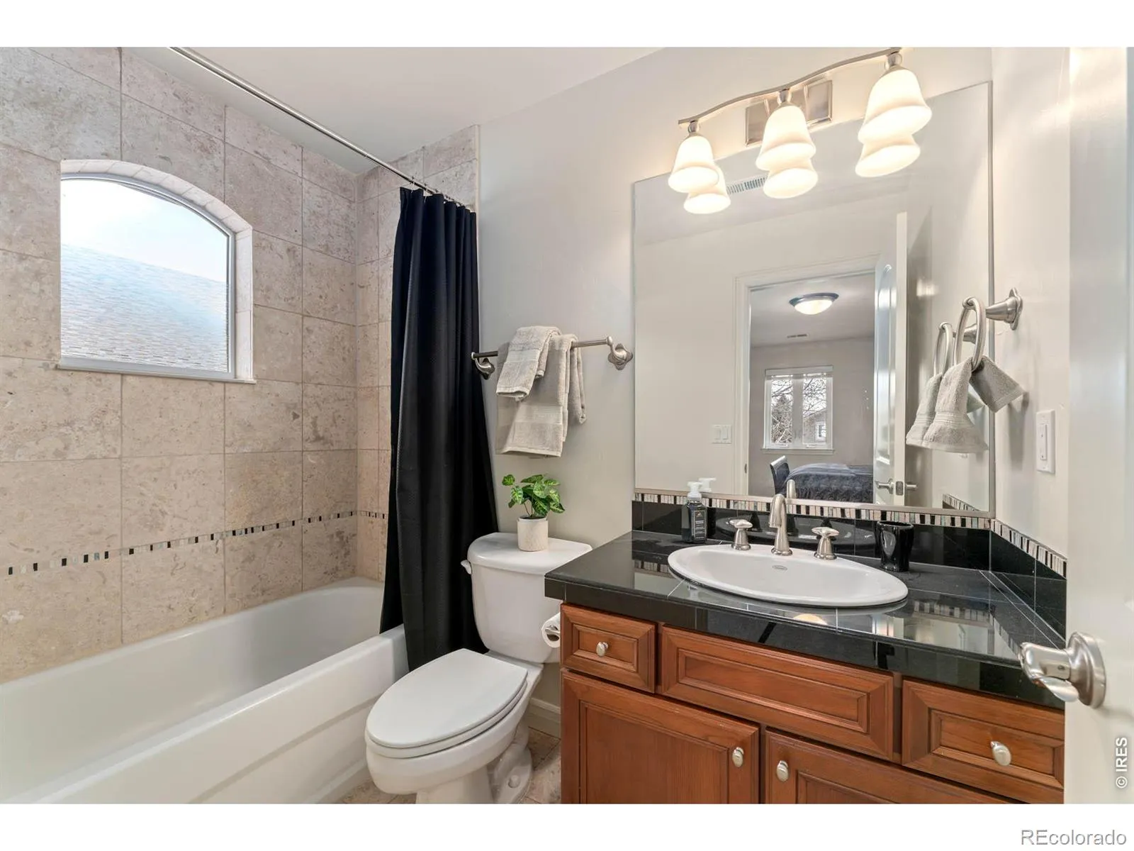 1846 Wasach Drive Longmont CO 80504 MLS #RECIR1058516 05092026021704 1600 29