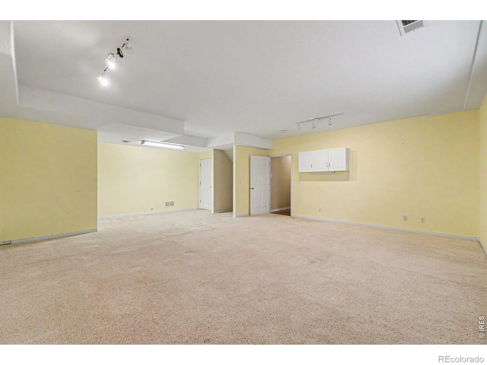 2952 Sonata Bay Court Longmont CO 80503 MLS #RECIR1058527 05102026094842 1600 23