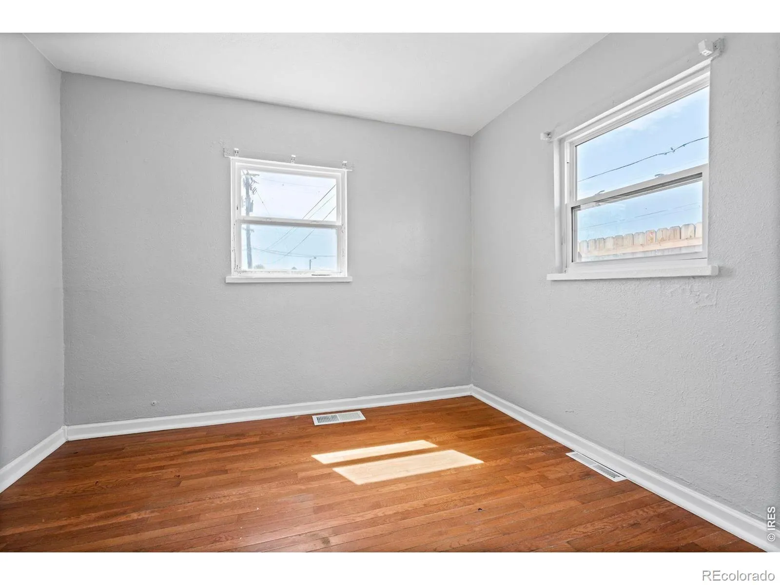 1105 S Zenobia Street #1105&1107 Denver CO 80219 MLS #RECIR1058591 05132026053655 1600 14