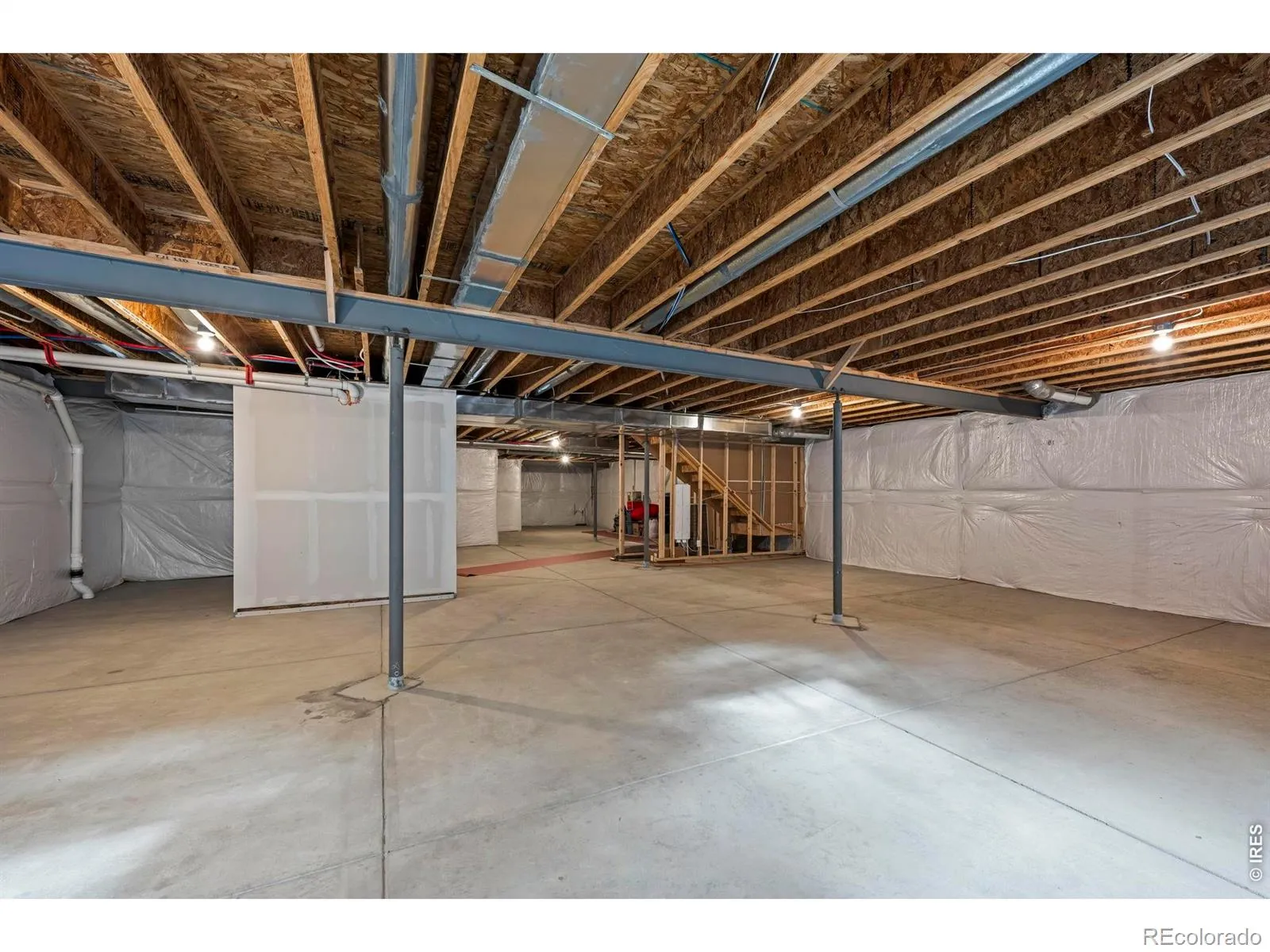 2381 Provenance Street Longmont CO 80504 MLS #RECIR1058592 05092026030737 1600 30