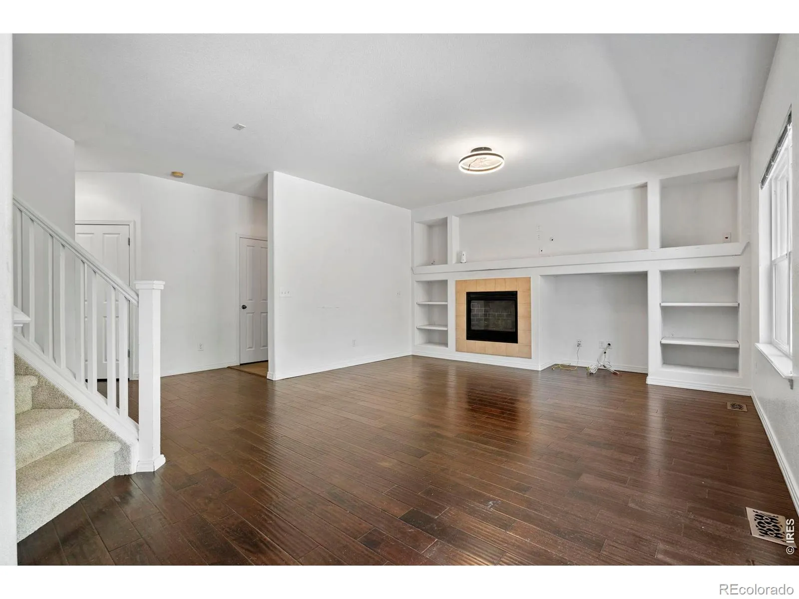 1526 Prairie Song Place Longmont CO 80504 MLS #RECIR1058634 05162026042208 1600 17