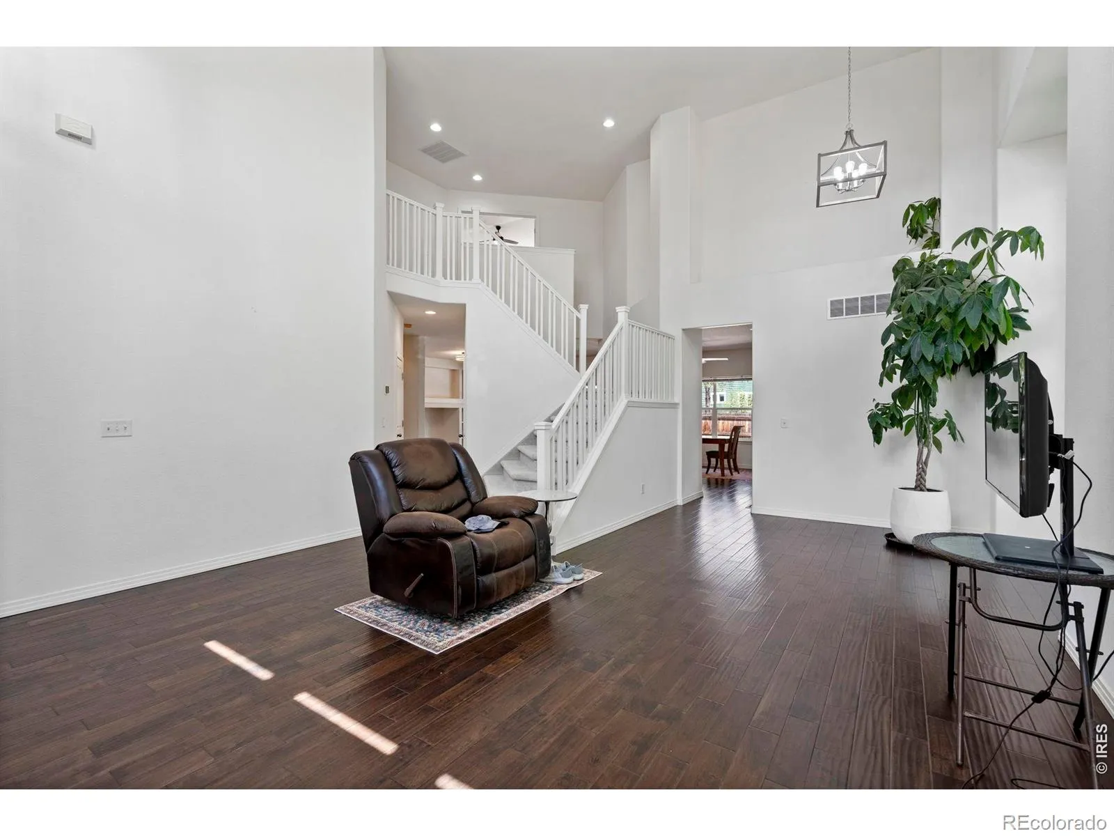 1526 Prairie Song Place Longmont CO 80504 MLS #RECIR1058634 05162026042208 1600 7